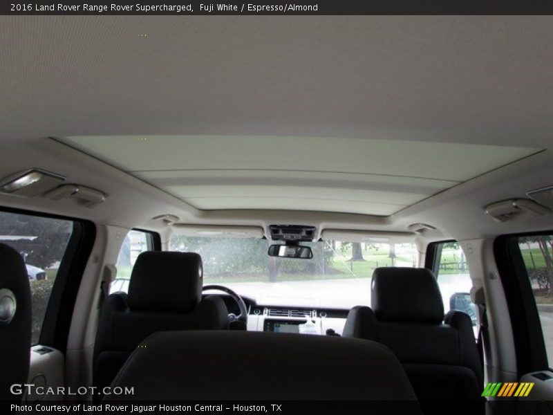 Fuji White / Espresso/Almond 2016 Land Rover Range Rover Supercharged