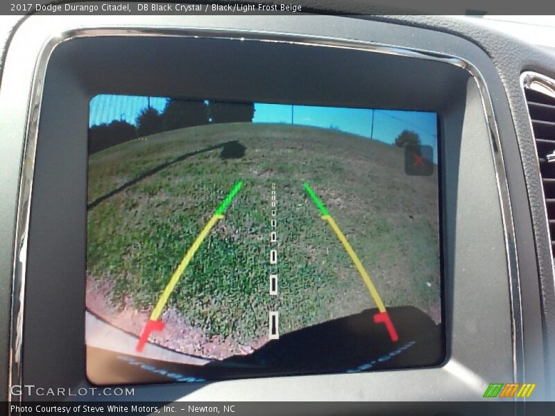 DB Black Crystal / Black/Light Frost Beige 2017 Dodge Durango Citadel