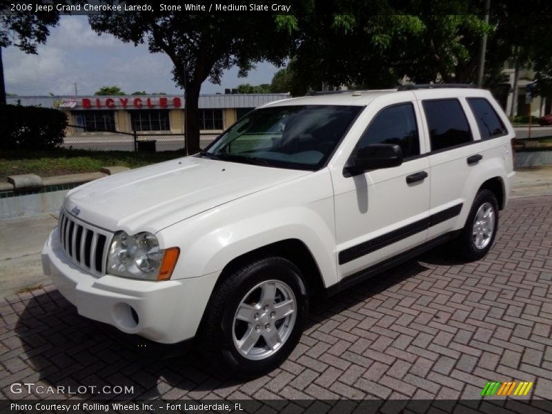 Stone White / Medium Slate Gray 2006 Jeep Grand Cherokee Laredo