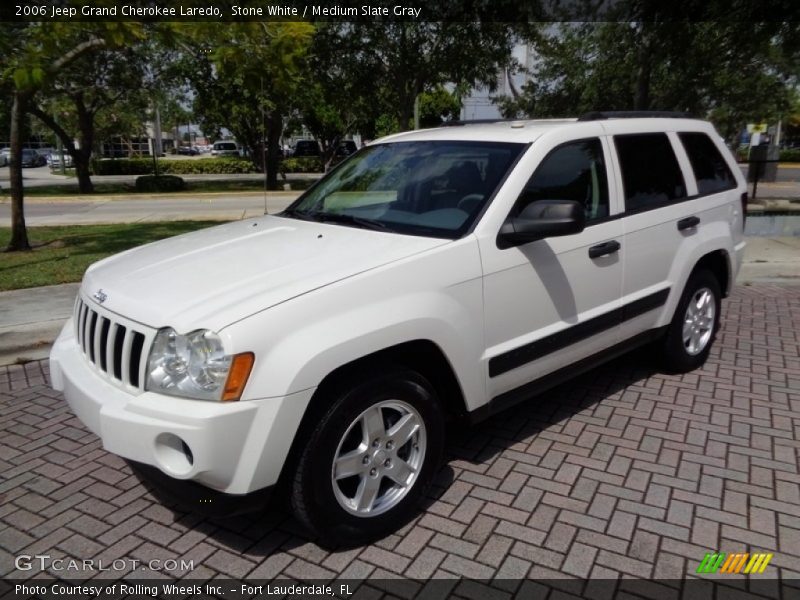  2006 Grand Cherokee Laredo Stone White