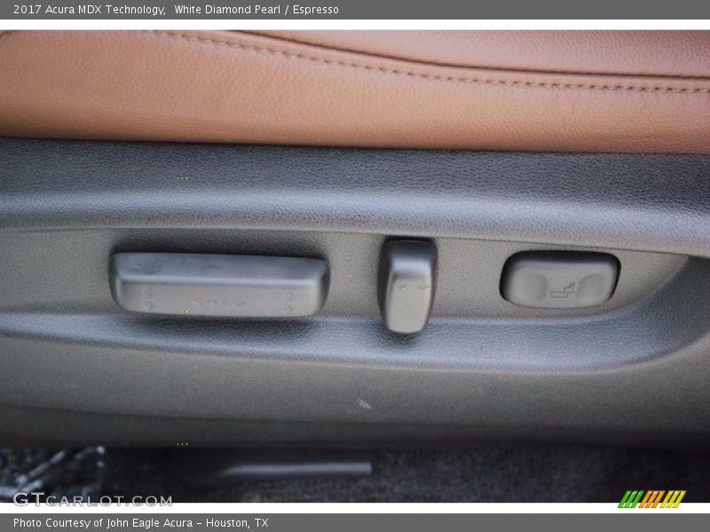 White Diamond Pearl / Espresso 2017 Acura MDX Technology