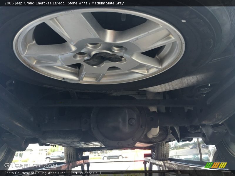 Undercarriage of 2006 Grand Cherokee Laredo