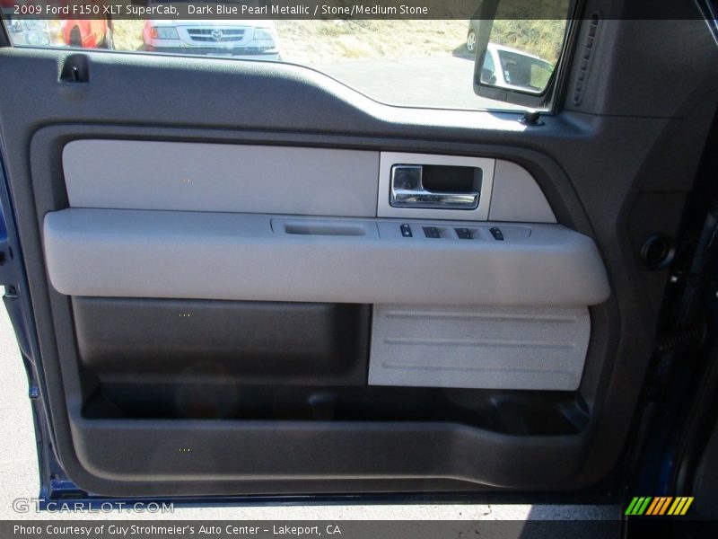 Dark Blue Pearl Metallic / Stone/Medium Stone 2009 Ford F150 XLT SuperCab