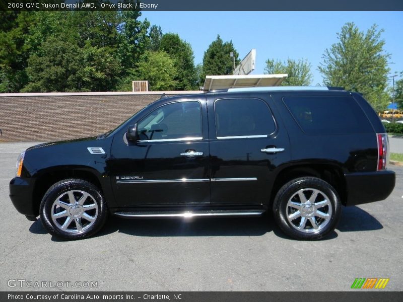 Onyx Black / Ebony 2009 GMC Yukon Denali AWD
