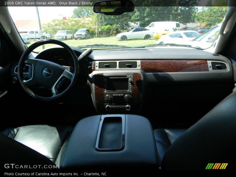 Onyx Black / Ebony 2009 GMC Yukon Denali AWD