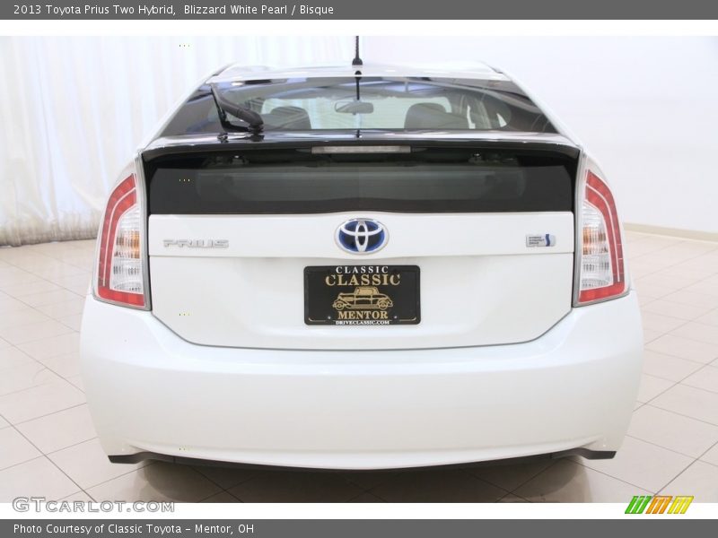 Blizzard White Pearl / Bisque 2013 Toyota Prius Two Hybrid