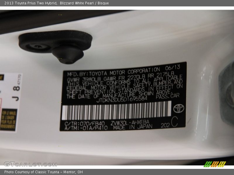Blizzard White Pearl / Bisque 2013 Toyota Prius Two Hybrid