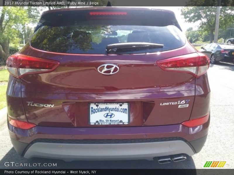 Ruby Wine / Beige 2017 Hyundai Tucson Limited AWD