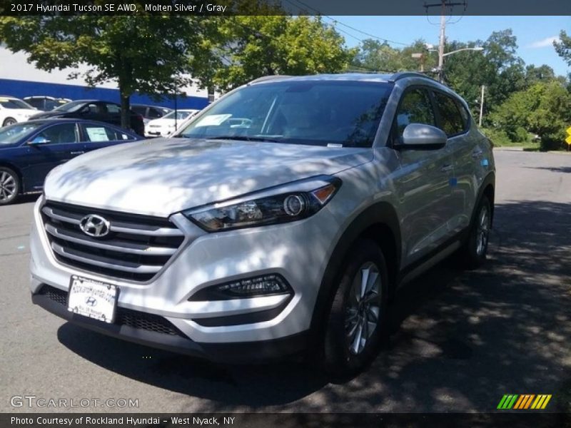 Molten Silver / Gray 2017 Hyundai Tucson SE AWD