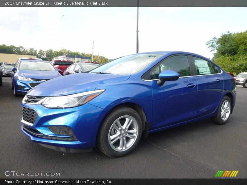 Kinetic Blue Metallic / Jet Black 2017 Chevrolet Cruze LT