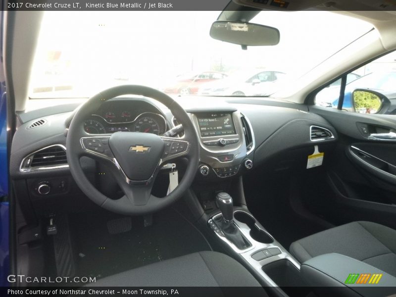 Kinetic Blue Metallic / Jet Black 2017 Chevrolet Cruze LT