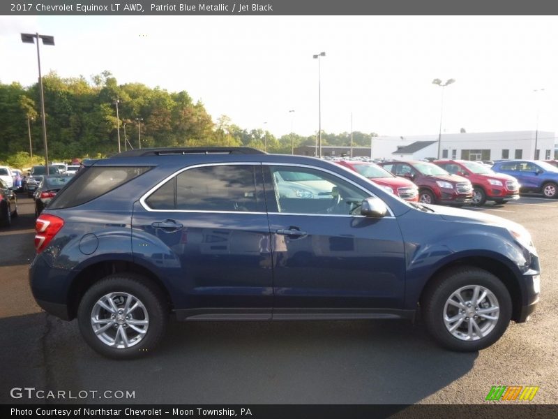 Patriot Blue Metallic / Jet Black 2017 Chevrolet Equinox LT AWD