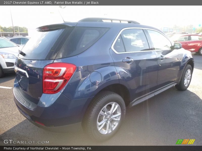 Patriot Blue Metallic / Jet Black 2017 Chevrolet Equinox LT AWD