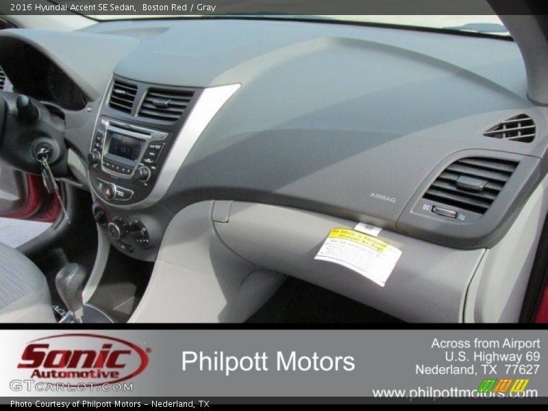 Boston Red / Gray 2016 Hyundai Accent SE Sedan