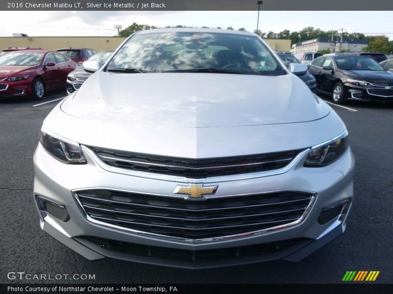 Silver Ice Metallic / Jet Black 2016 Chevrolet Malibu LT