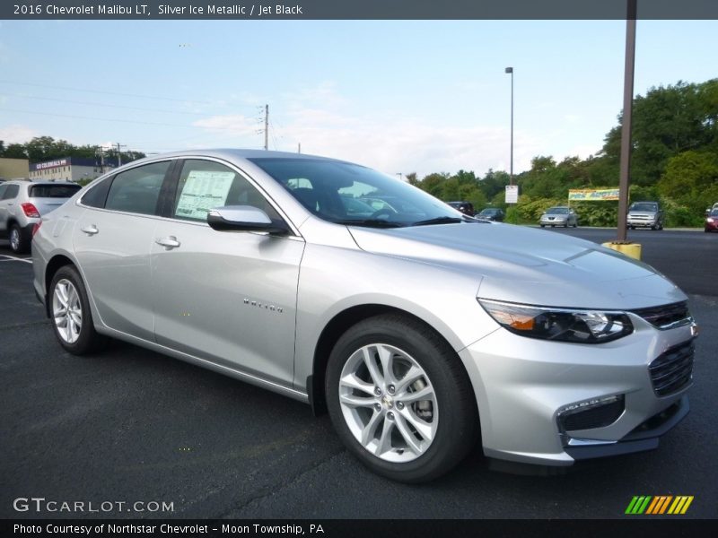 Silver Ice Metallic / Jet Black 2016 Chevrolet Malibu LT