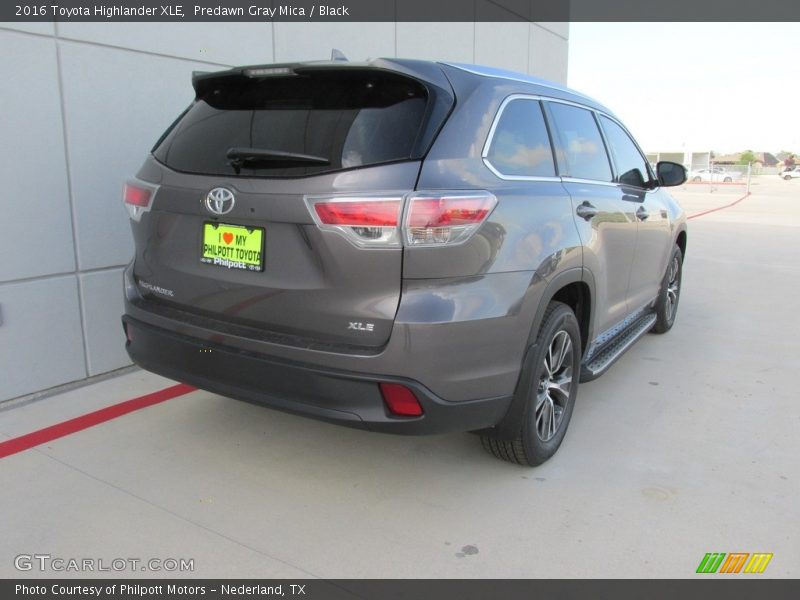Predawn Gray Mica / Black 2016 Toyota Highlander XLE