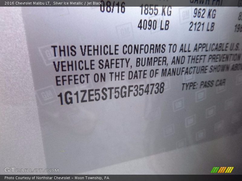 Silver Ice Metallic / Jet Black 2016 Chevrolet Malibu LT
