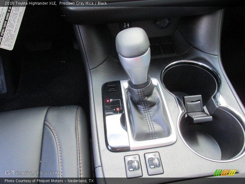 Predawn Gray Mica / Black 2016 Toyota Highlander XLE