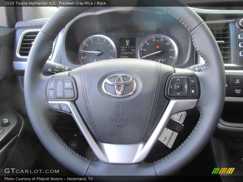 Predawn Gray Mica / Black 2016 Toyota Highlander XLE