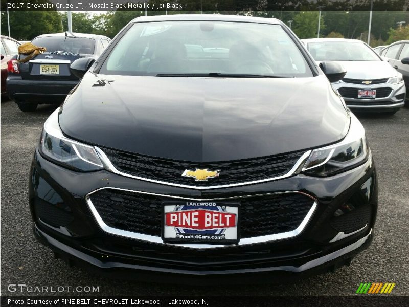 Mosaic Black Metallic / Jet Black 2017 Chevrolet Cruze LT