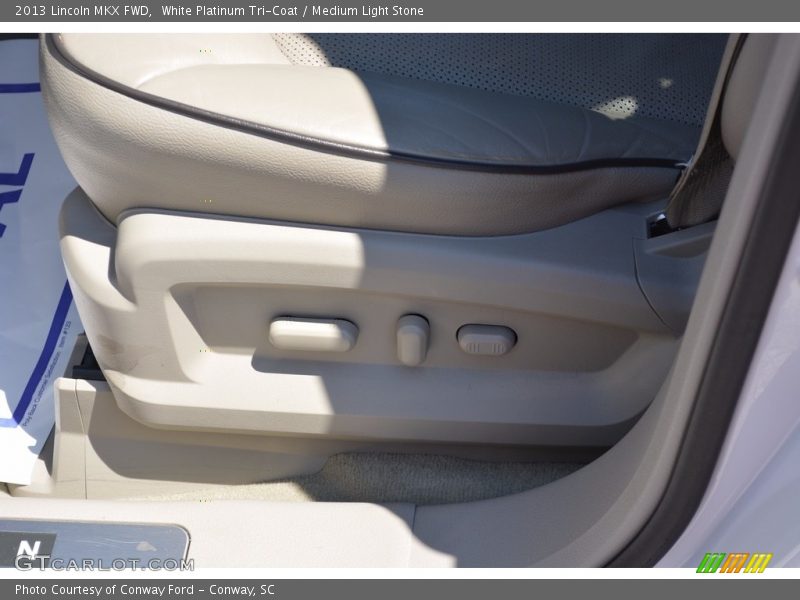 White Platinum Tri-Coat / Medium Light Stone 2013 Lincoln MKX FWD