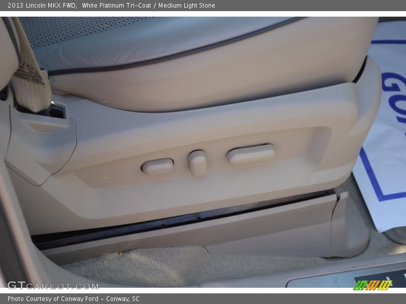 White Platinum Tri-Coat / Medium Light Stone 2013 Lincoln MKX FWD