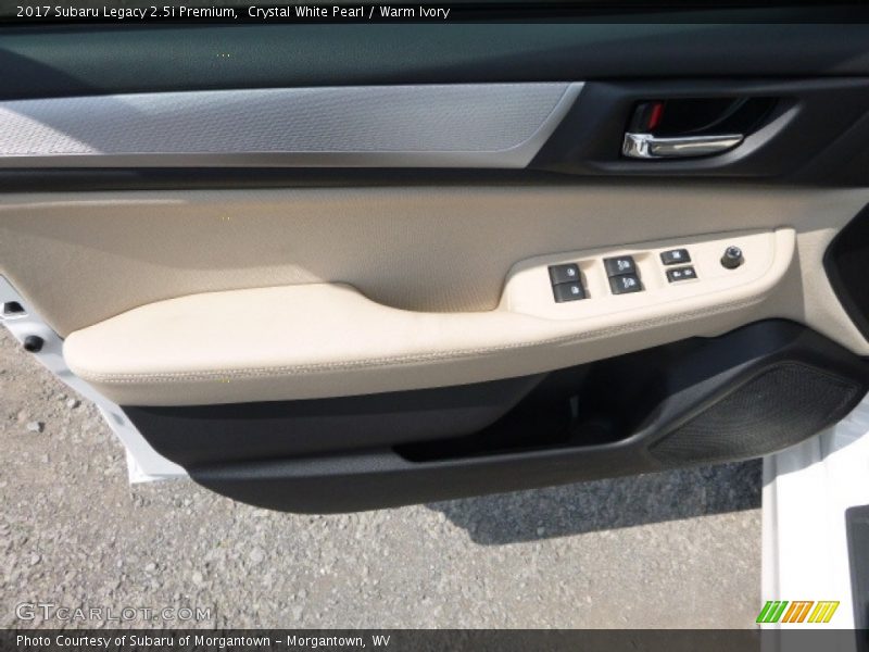 Crystal White Pearl / Warm Ivory 2017 Subaru Legacy 2.5i Premium