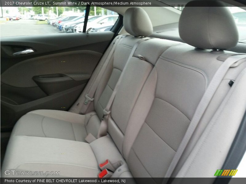 Summit White / Dark Atmosphere/Medium Atmosphere 2017 Chevrolet Cruze LT