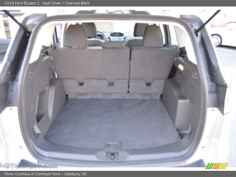 Ingot Silver / Charcoal Black 2014 Ford Escape S
