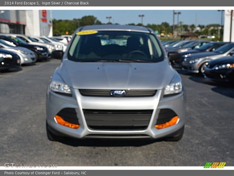 Ingot Silver / Charcoal Black 2014 Ford Escape S