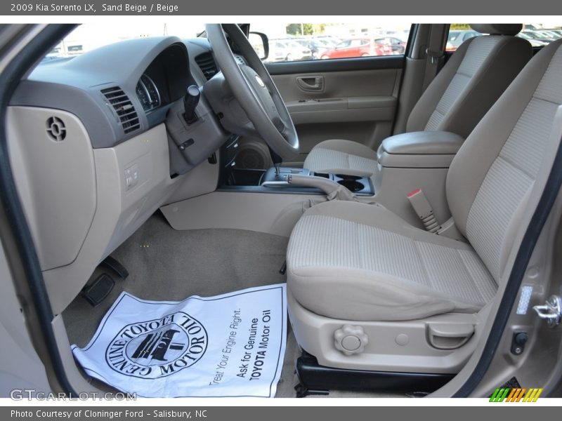 Sand Beige / Beige 2009 Kia Sorento LX