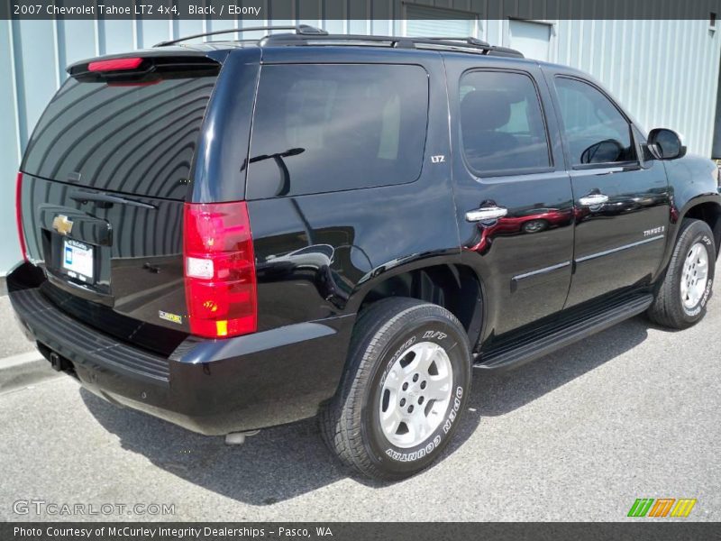 Black / Ebony 2007 Chevrolet Tahoe LTZ 4x4