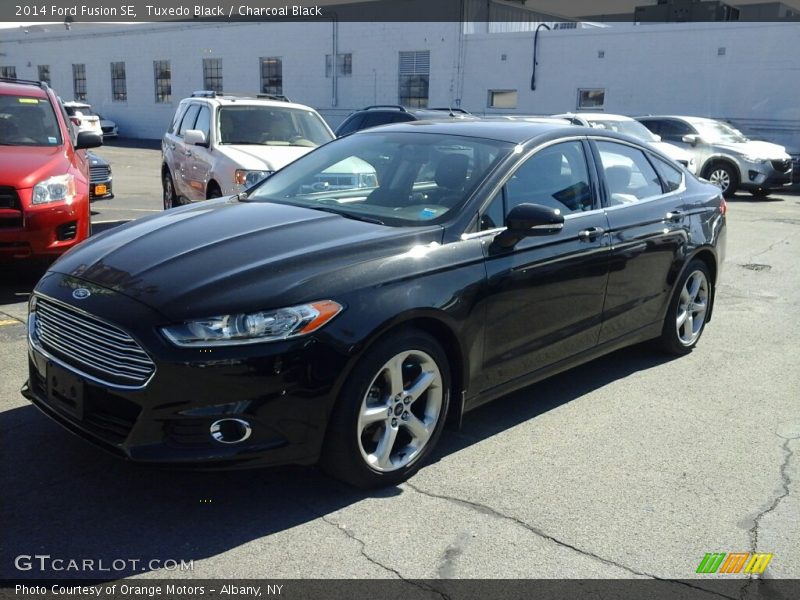 Tuxedo Black / Charcoal Black 2014 Ford Fusion SE