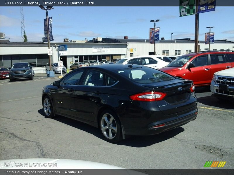 Tuxedo Black / Charcoal Black 2014 Ford Fusion SE