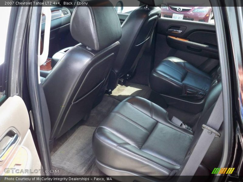Black / Ebony 2007 Chevrolet Tahoe LTZ 4x4
