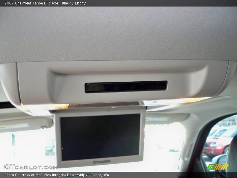 Black / Ebony 2007 Chevrolet Tahoe LTZ 4x4