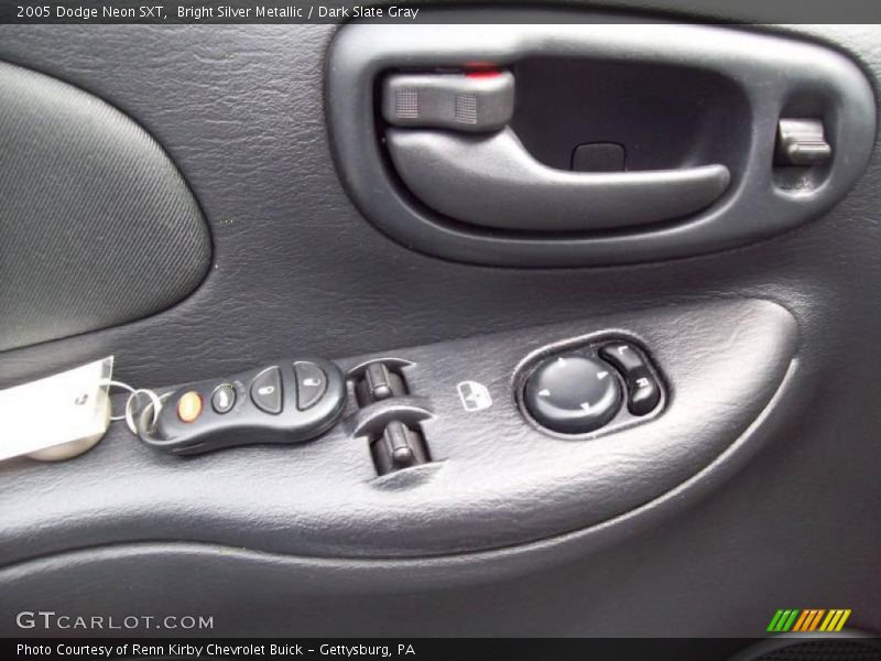 Bright Silver Metallic / Dark Slate Gray 2005 Dodge Neon SXT