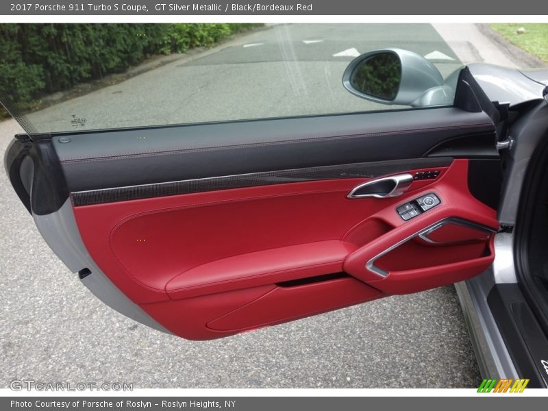 Door Panel of 2017 911 Turbo S Coupe