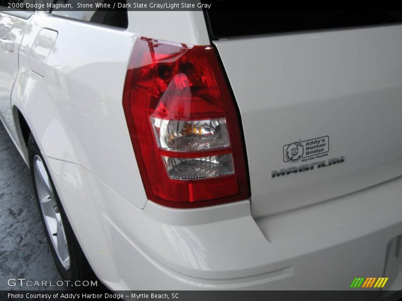 Stone White / Dark Slate Gray/Light Slate Gray 2008 Dodge Magnum