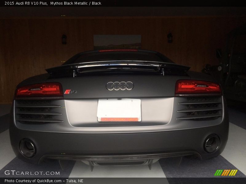 Mythos Black Metallic / Black 2015 Audi R8 V10 Plus