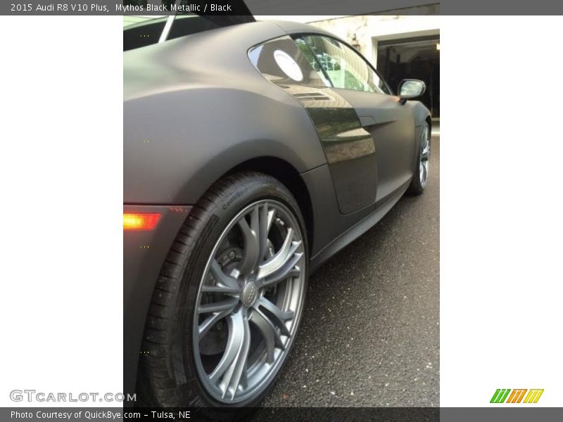 Mythos Black Metallic / Black 2015 Audi R8 V10 Plus