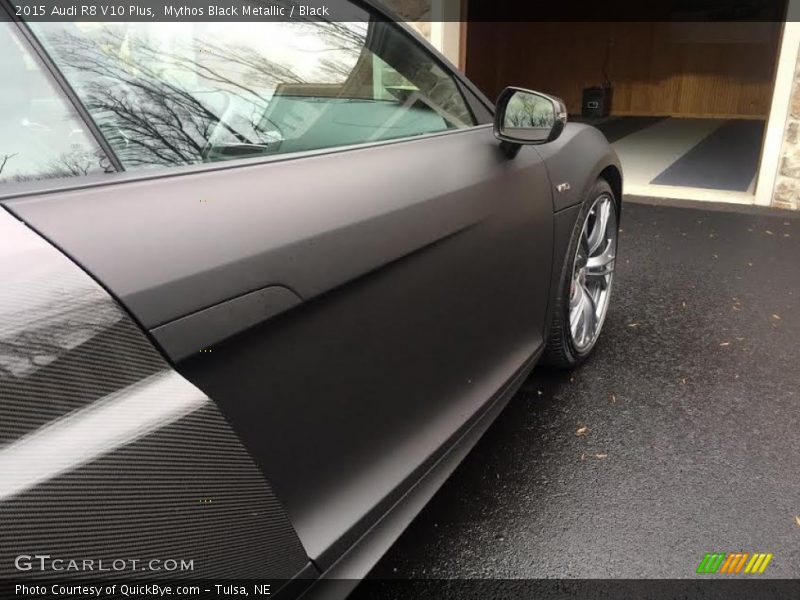 Mythos Black Metallic / Black 2015 Audi R8 V10 Plus