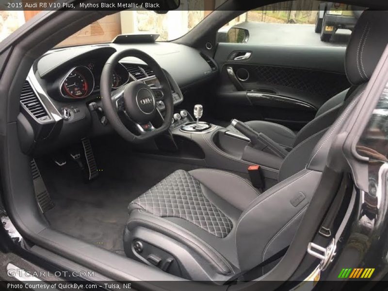 Black Interior - 2015 R8 V10 Plus 