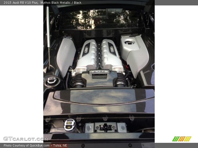  2015 R8 V10 Plus Engine - 5.2 Liter FSI DOHC 40-Valve VVT V10