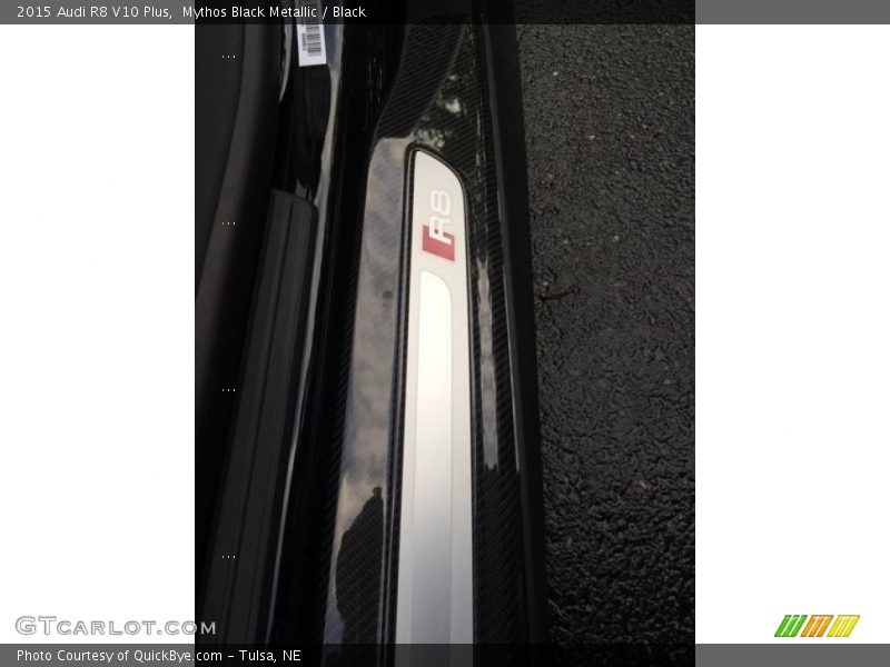 Mythos Black Metallic / Black 2015 Audi R8 V10 Plus