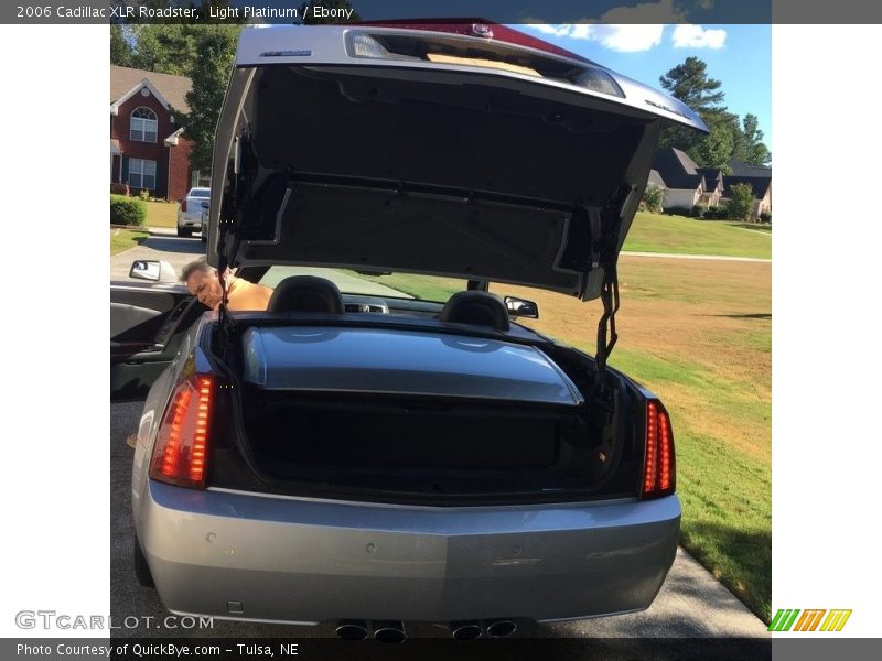 Light Platinum / Ebony 2006 Cadillac XLR Roadster