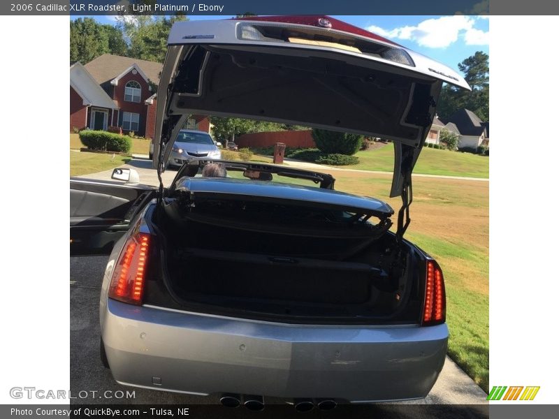 Light Platinum / Ebony 2006 Cadillac XLR Roadster