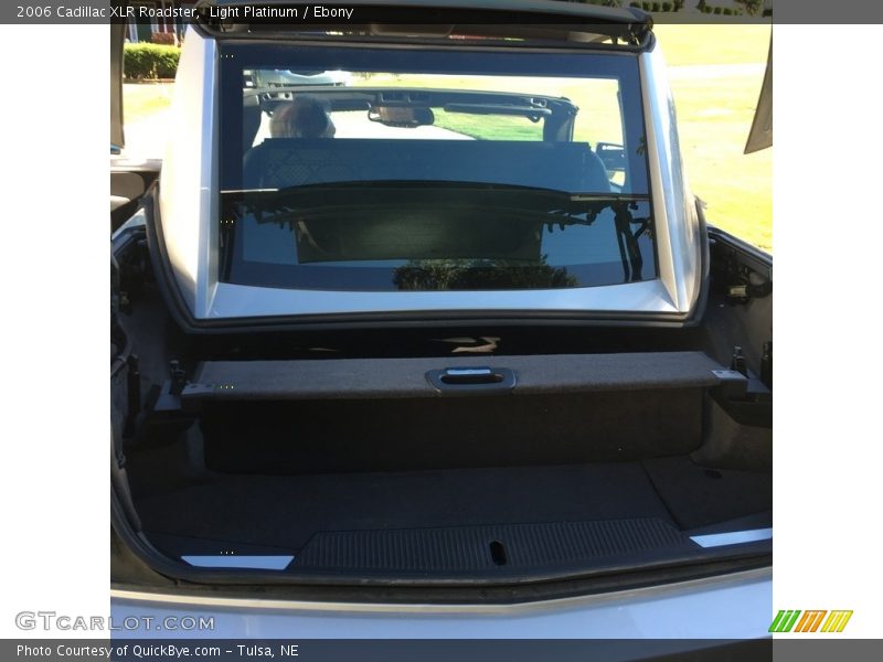 Light Platinum / Ebony 2006 Cadillac XLR Roadster