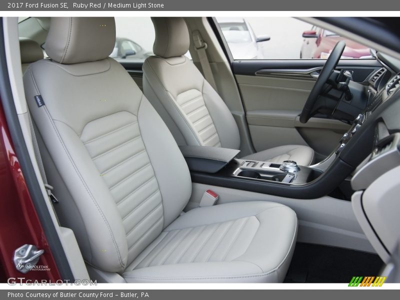 Ruby Red / Medium Light Stone 2017 Ford Fusion SE